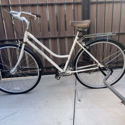 Bicycle Schwinn Cream Cruiser w/ Allen Child Trailer