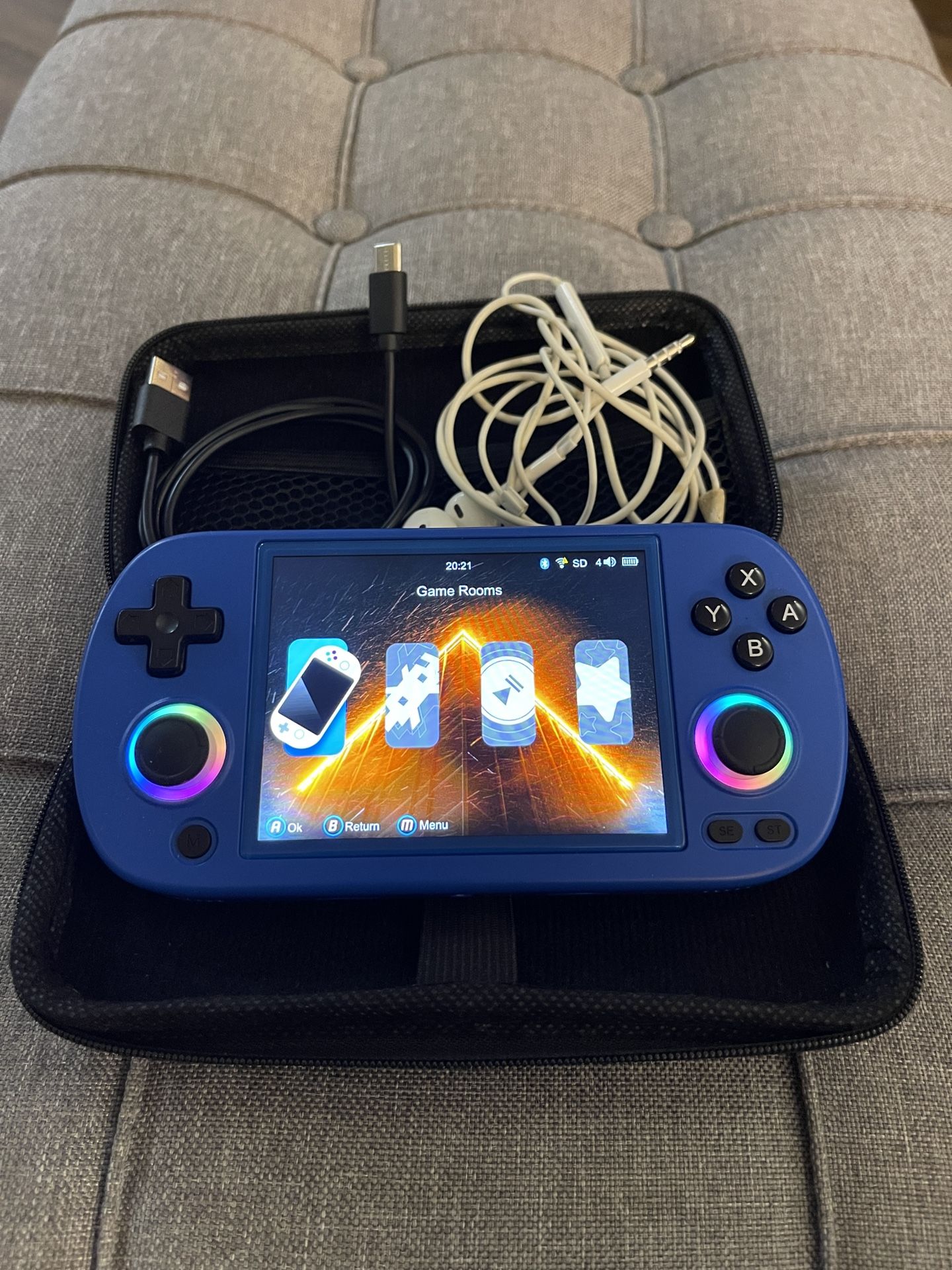 RG40XXH Handheld Game Console 3200mAh Blue, 64GB & 128GB SD, with +1000 games And headphone