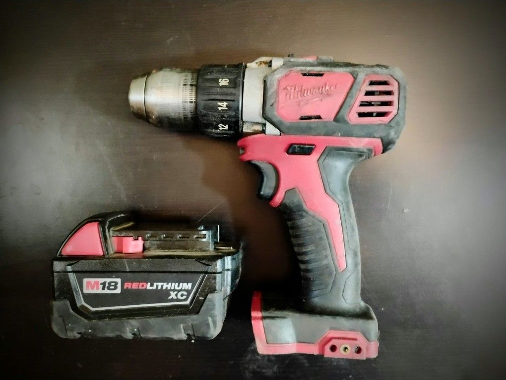 Milwaukee Cordless Drill/Driver, Bare, 18.0V, 1/2in. Model 2606 20. And Battery