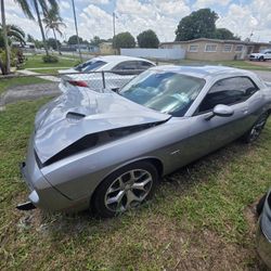 2016 Dodge Challenger HEMI V8 – PART OUT / REBUILD OPPORTUNITY