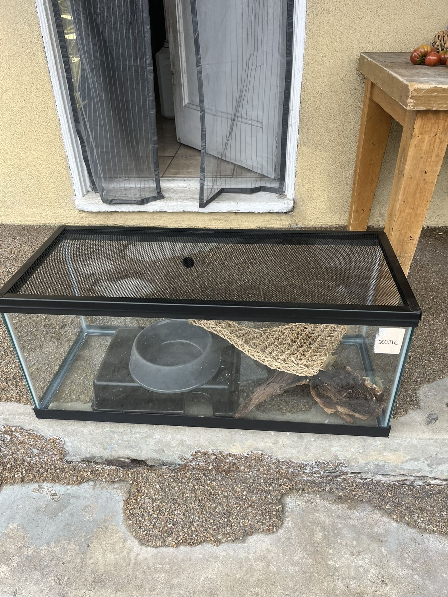 Fish/Reptile Tank Cage 20 Gallon Long Enclosure 