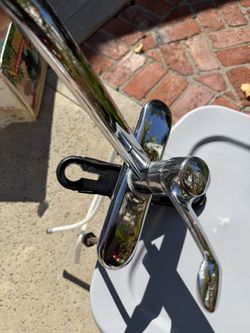 MOEN faucet With Supply Lines 