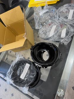 HEADLAMP MOUNTING BUCKET SET