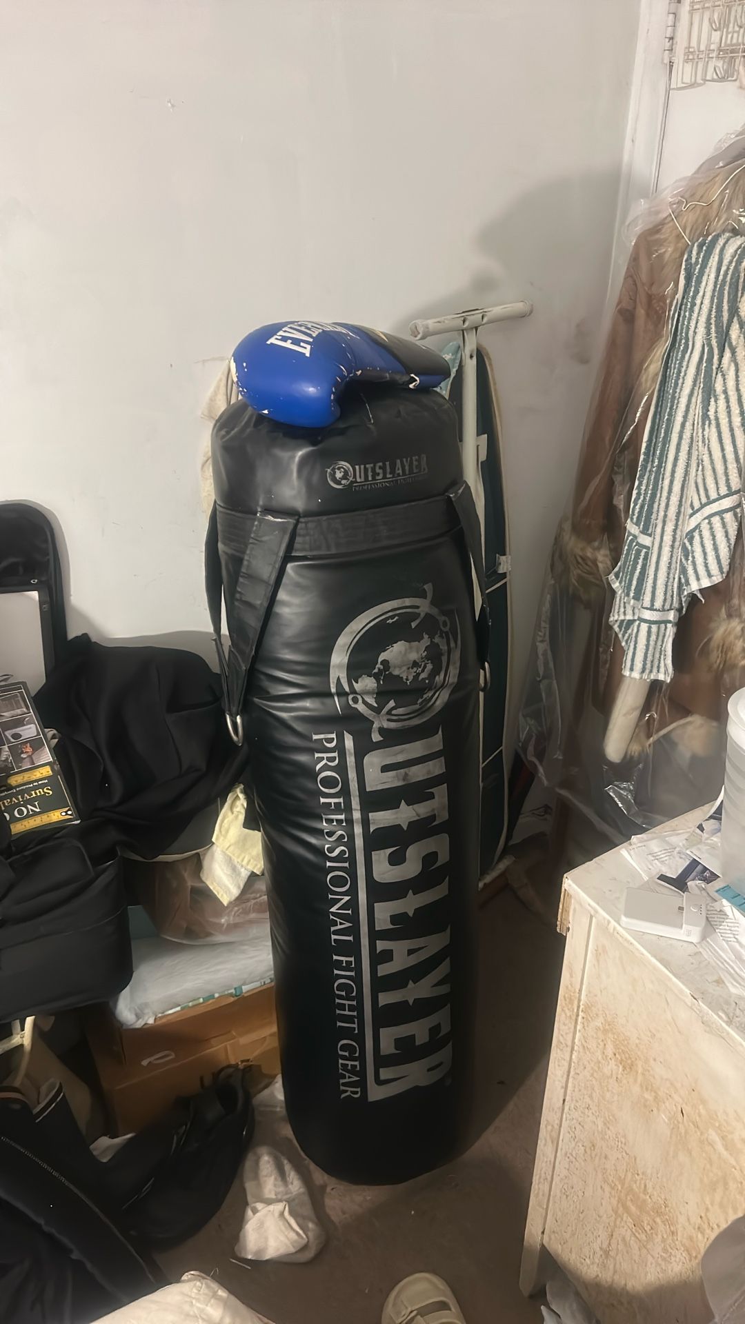Heavy bag & 3 In 1 Harness Setup (never Open)