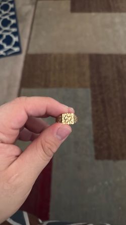Gold nugget ring