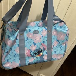 New!!! Disney Stitch Duffle Rolling Bag 