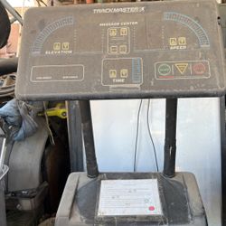 Treadmill  220 Power   Is Freee