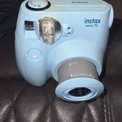 Instax 