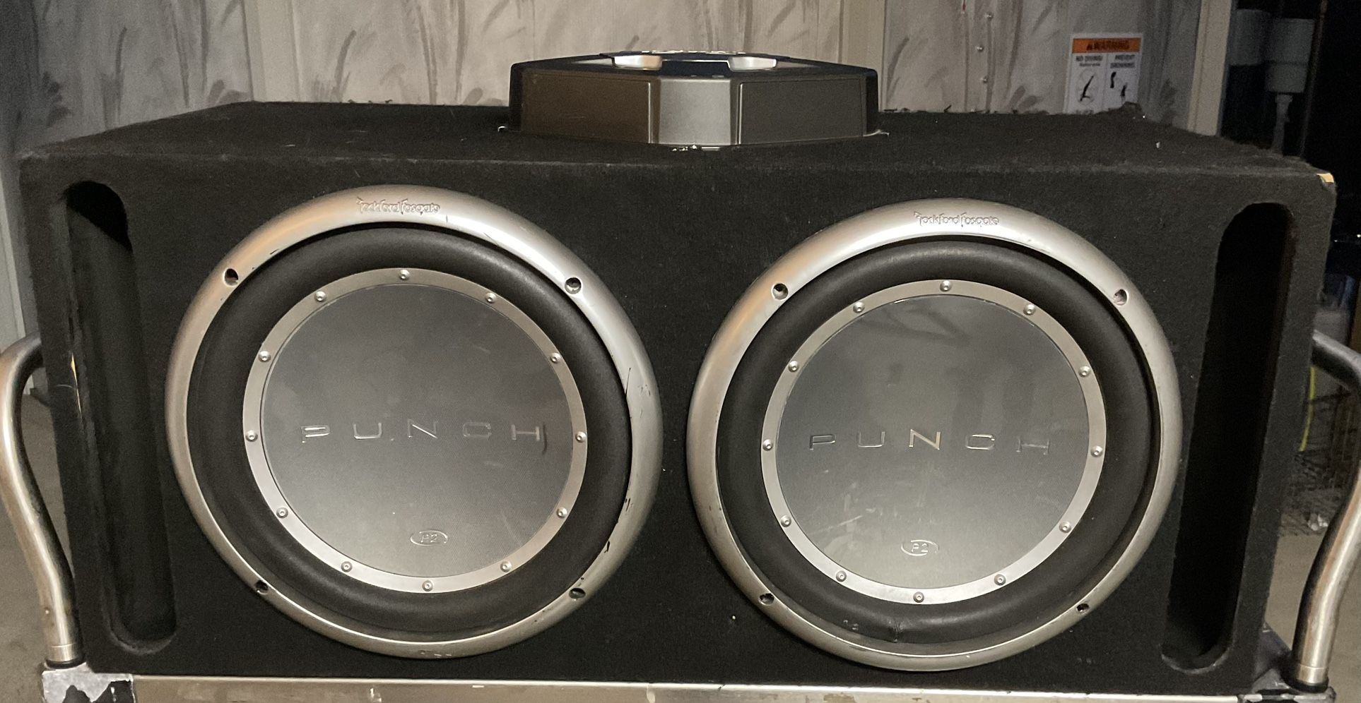 12” Rockford Fosgate P2 subwoofers W/Sony Xplod Amp.