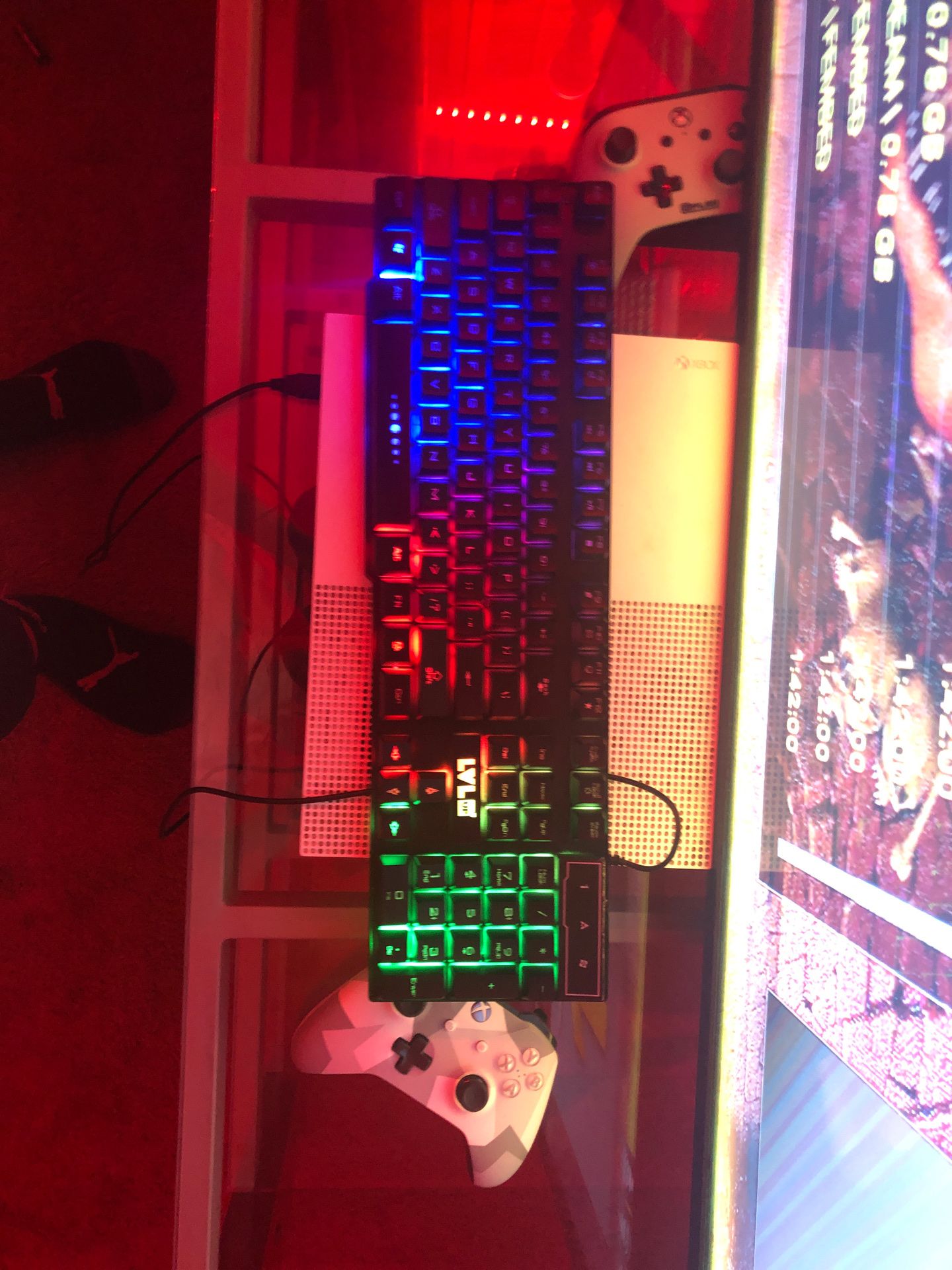 Keyboard with led lights