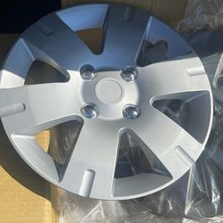 15" Hubcaps (4 Pack) - BRAND NEW