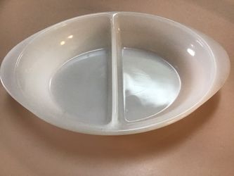 ANTIQUE SERVING WHITE DISH TWO DIVIDER MADE OF HONER OVENWARE SIZE 12x9in