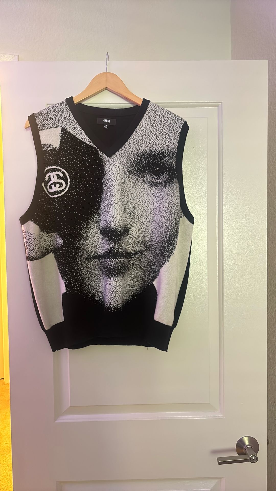 STUSSY EYE PATCH SWEATER VEST