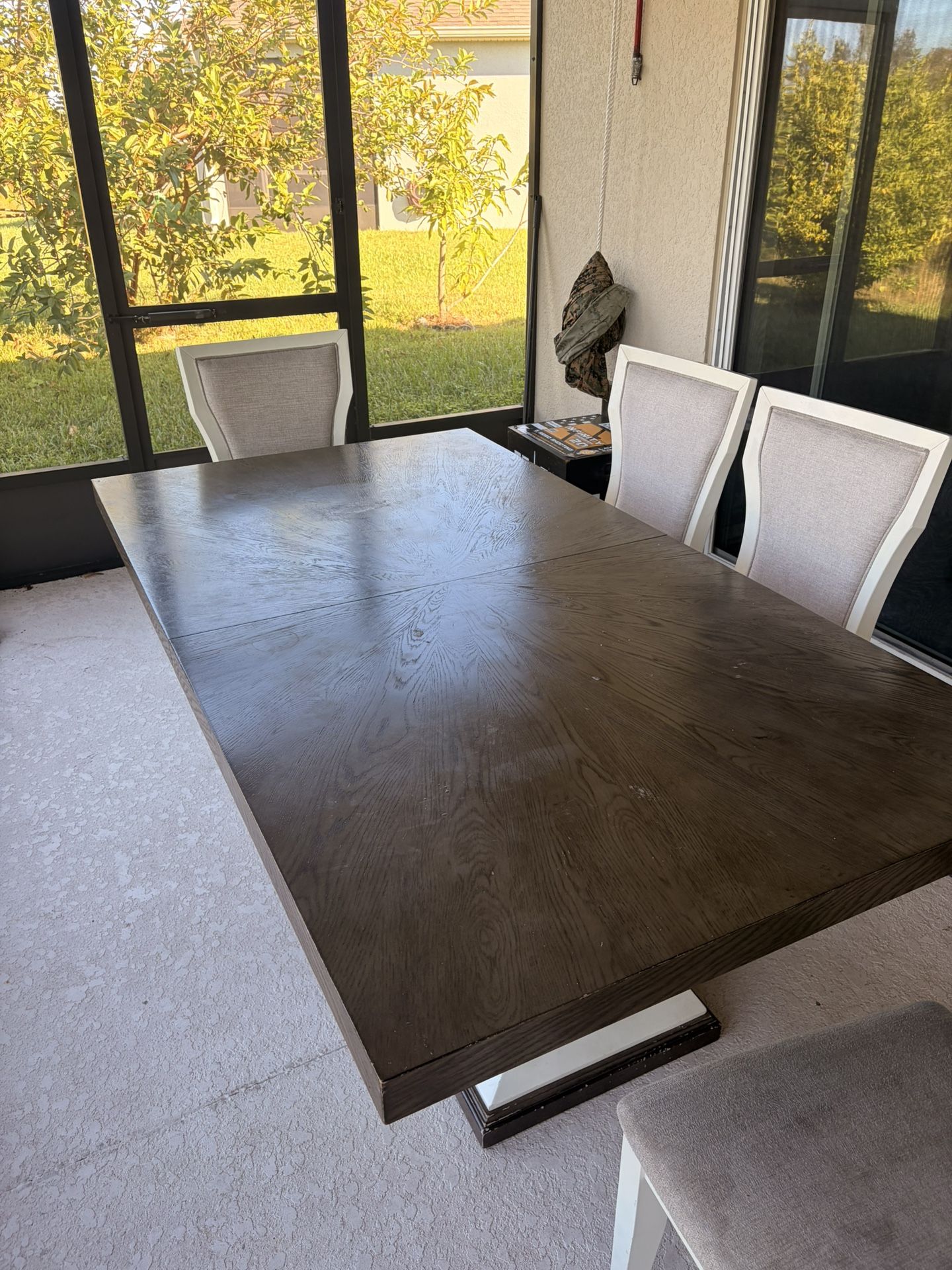 Dining room table