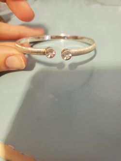 DEB GUYOT STERLING SILVER BRACELET
