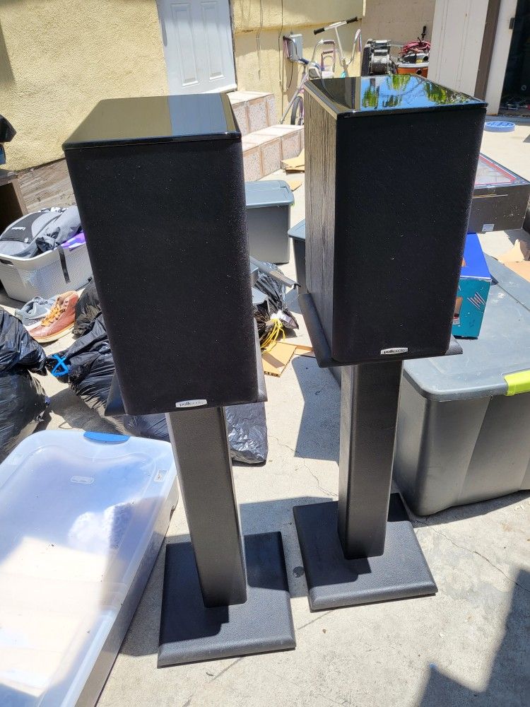 Polk Audio Tsi200 Pair With TV Stands