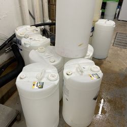15 Gallon Plastic Barrels 
