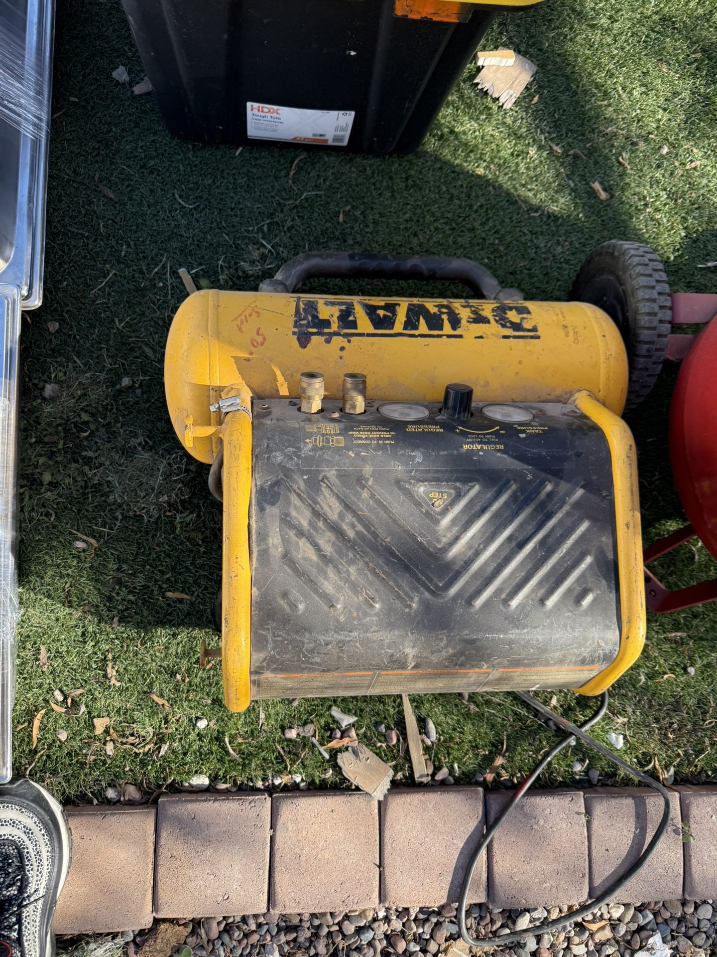 Dewalt D55155 Air Compressor