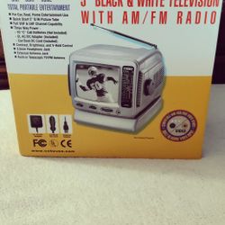 5 " Black And White Television With AM/FM Radio Works By Batteries And AC/DC Adapter