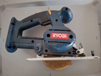 Ryobi P501 Handheld saw