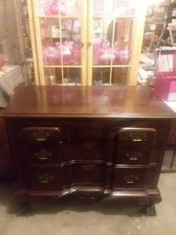Bureau/Chest Of Drawers