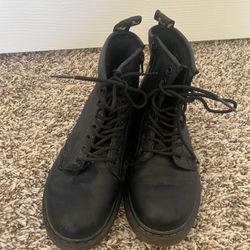 Dr Martens Size 2