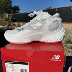 New Balance Fresh Foam Bb V3