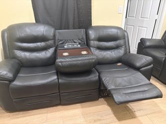 3 pc Black Leather Reclining Loveseat with Console