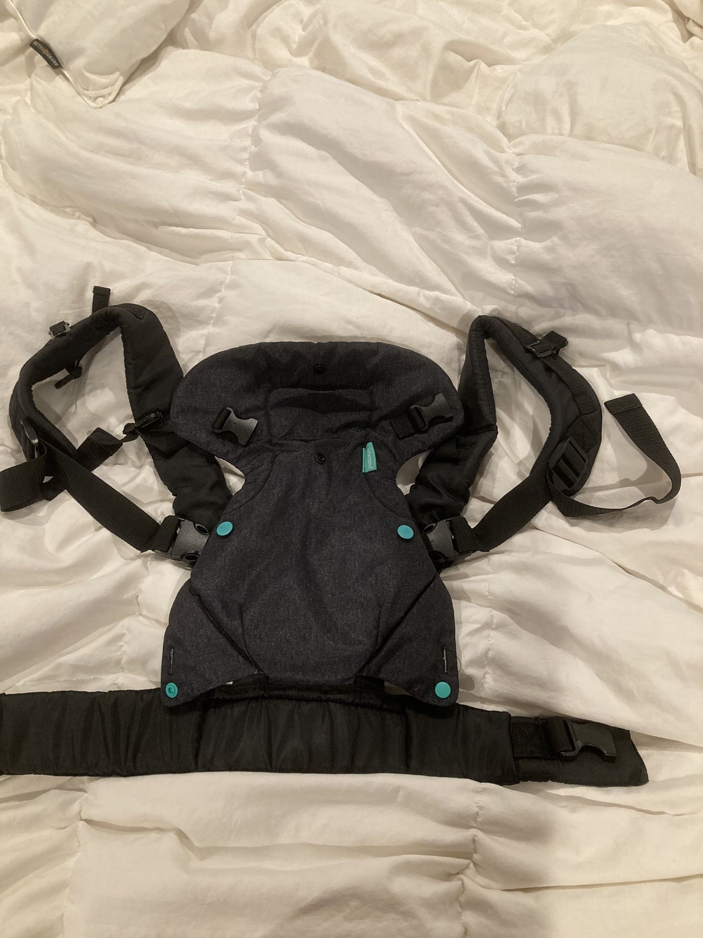 Infantino Baby Carrier 