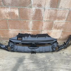 2012 Focus Front Bumper Bracket