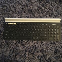 Logitech Bluetooth Keyboard. K780