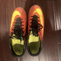 Indoor Soccer Cleats Men 10.5