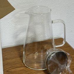 Glass Pitcher With Lid
