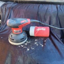 Milwaukee Sander Ros 125E 300w-Emmetistore