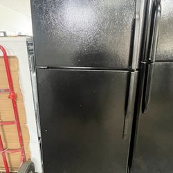 Refrigerator GE 30”