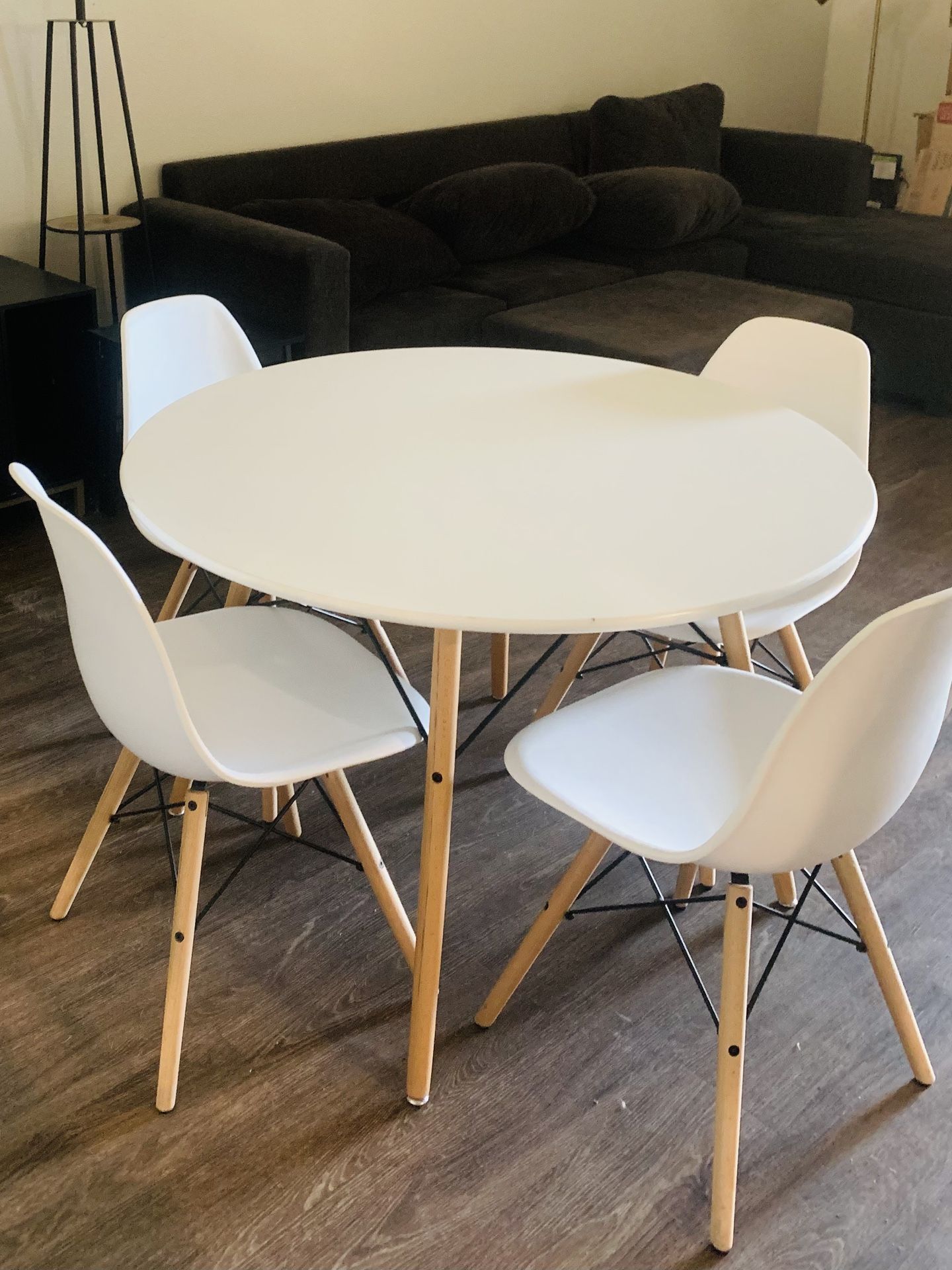 Dining Room Table 