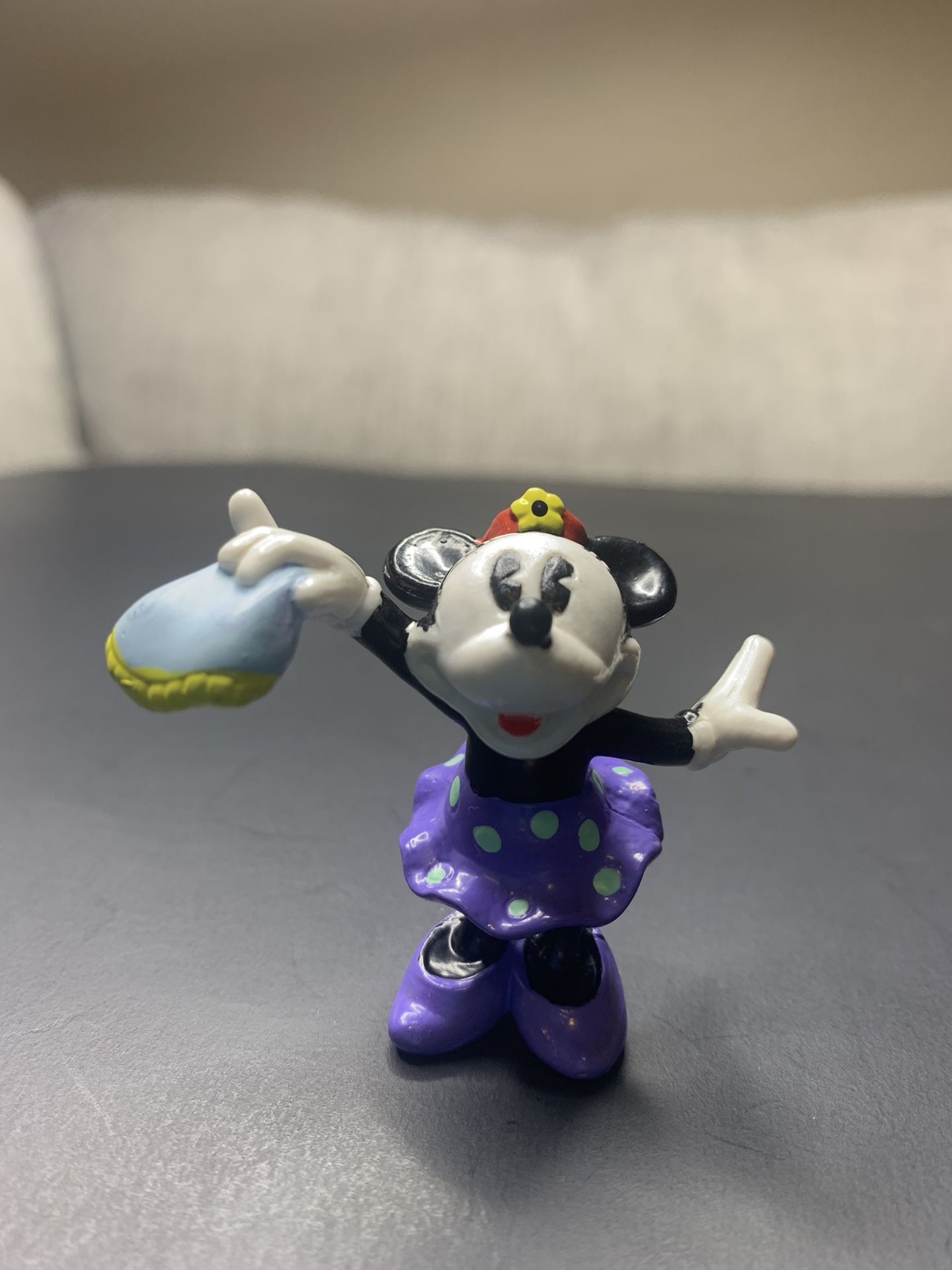 Vintage Minnie Mouse figure