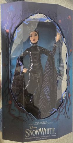 Evil Queen Limited Edition 17" NIB