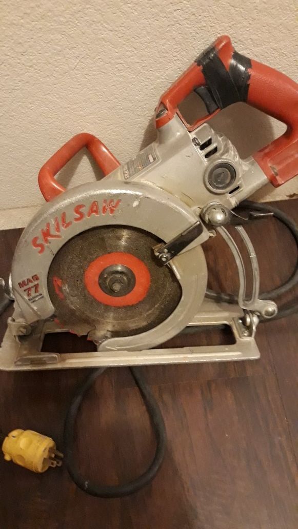 Skillsaw