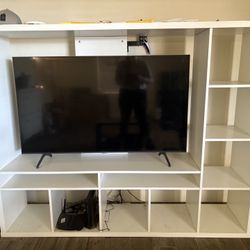 TV stand/ Entertainment Center *Free*