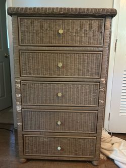 Wicker Dresser & Nightstand set
