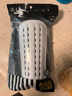 Shin guards size small