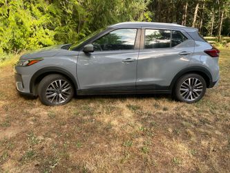 2021 Nissan kicks sv