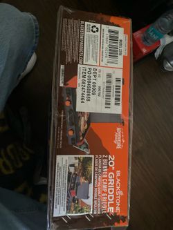 BlackStone 20” Camp Gridde with 2 burner ALSO 14”Camp Griddle with side Burner