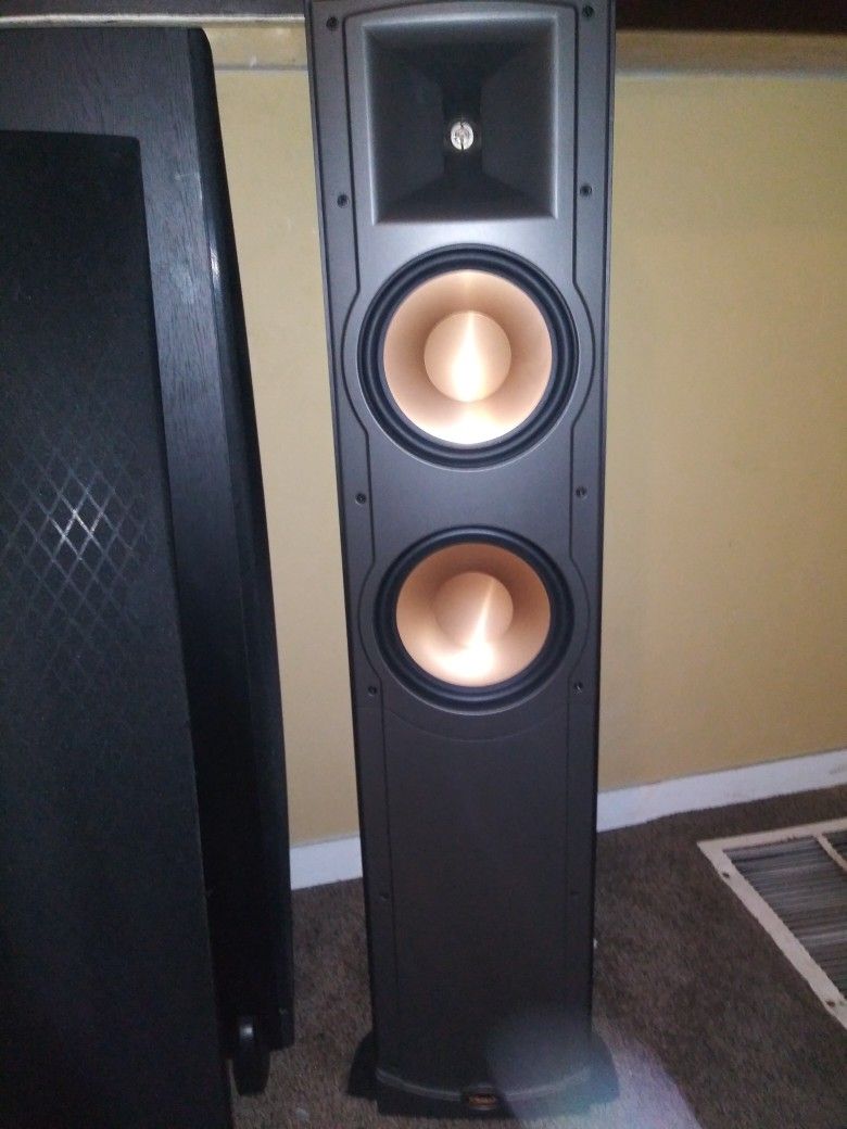 Integra DTR 50.1 And Klipsch IV RF82