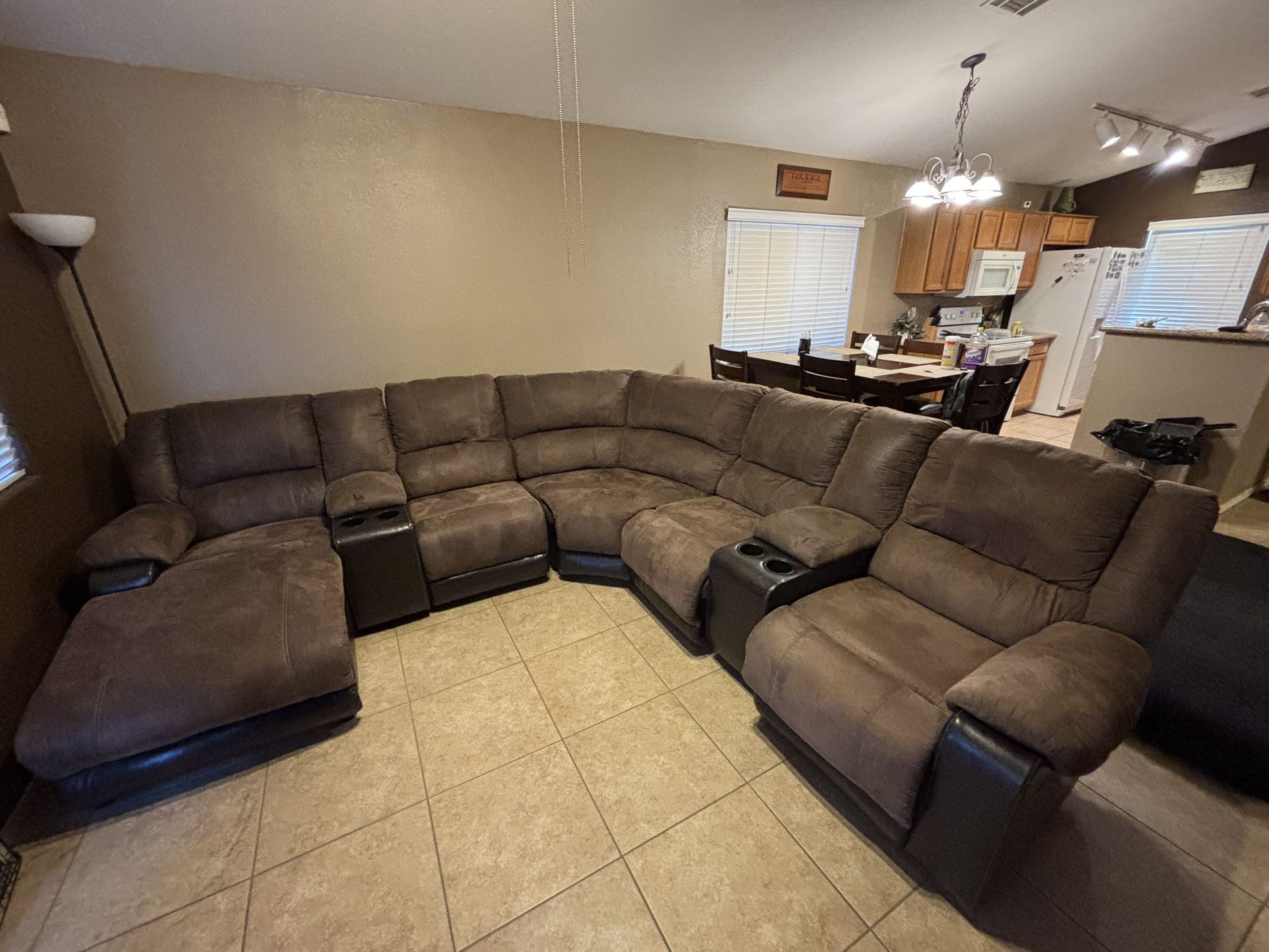 Brown Sofas With Recliner
