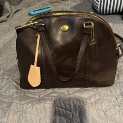 Very Nice Coach  Purse  