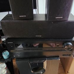 Onkyo HT-R693 Home Theater System With Receiver Subwoofer Three Speakers 