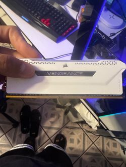 Corsair Vengeance RGB Pro SL 16gb of ram