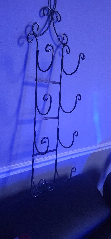 Wrought Iron Wall Wine Rack – Holds 6 Bottles – Decorative Scroll Design